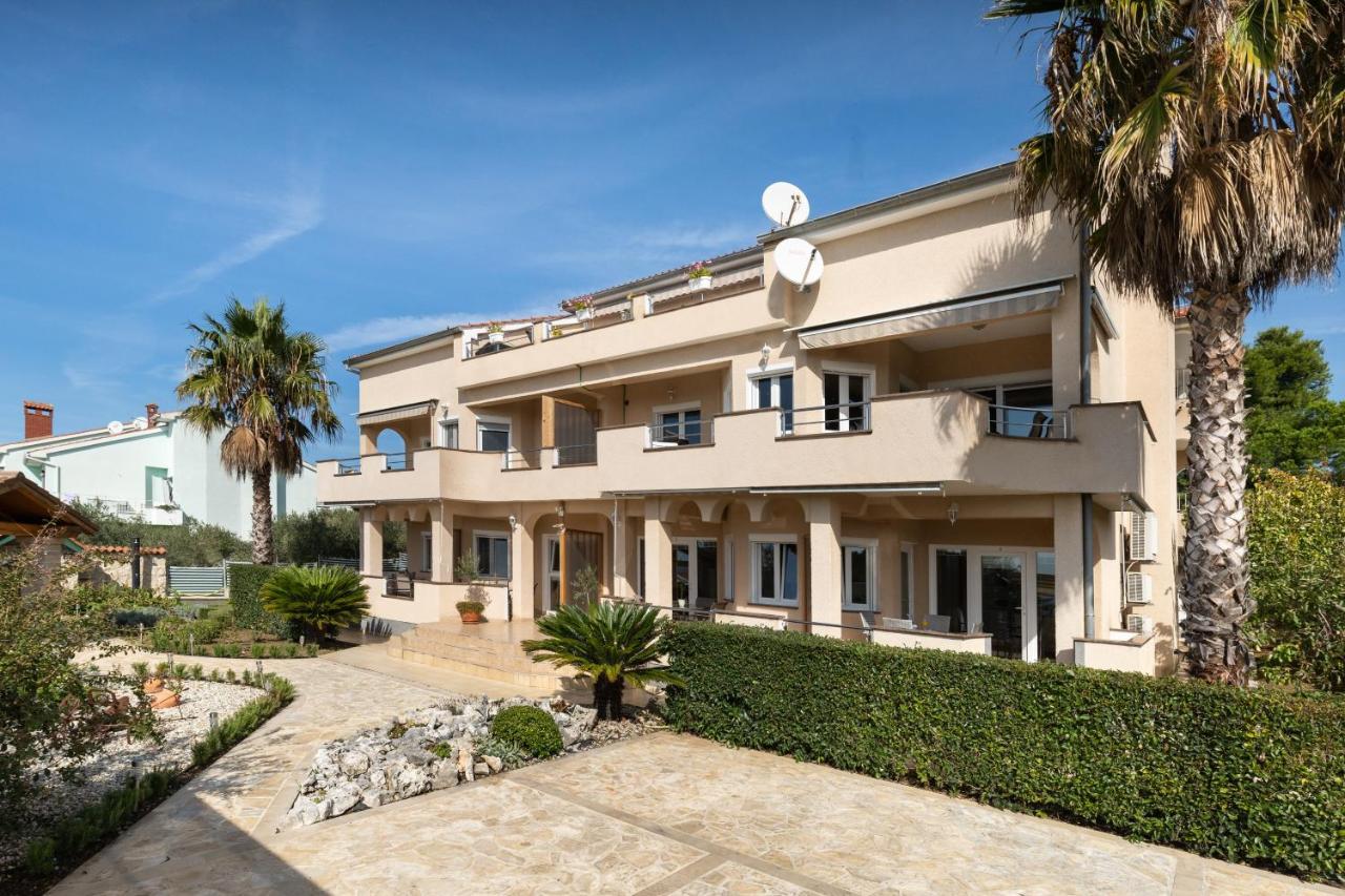 Apartmani Niko Kožino Exterior foto